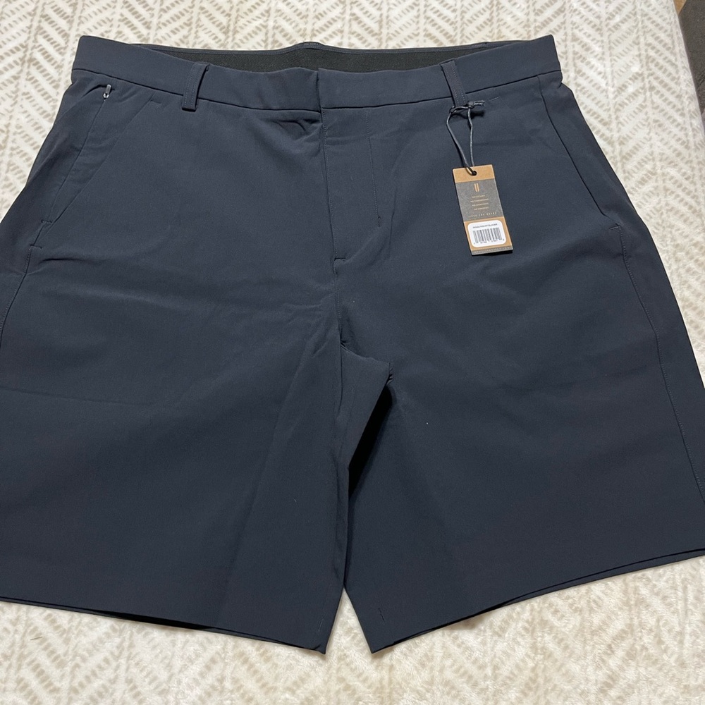 NOBULL Men's Black Flat Front Shorts